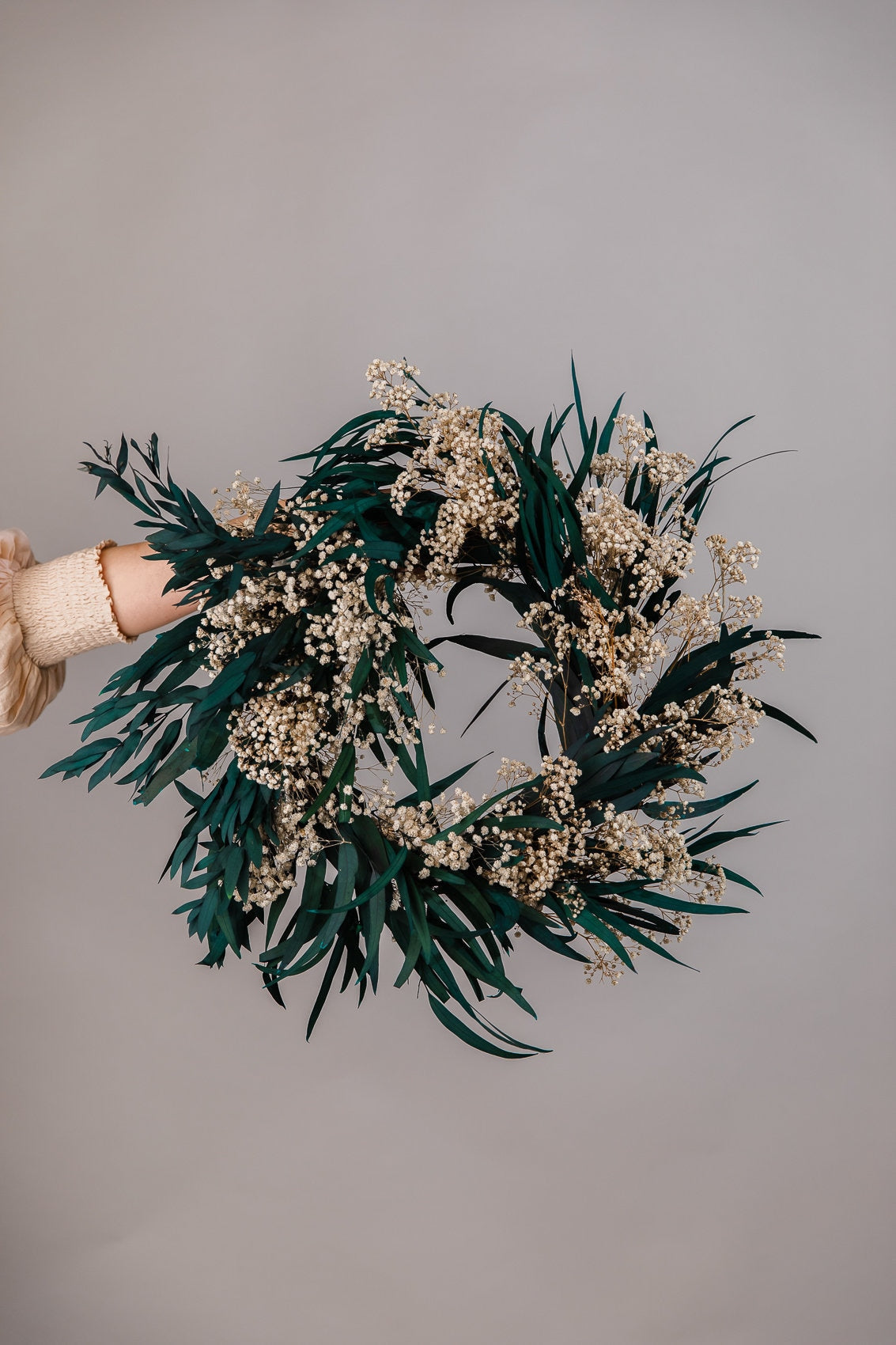 Modern Christmas Wreath No.7 / Preserved Eucalyptus in Soft Winter Door Wreath Christmas Decoration / Christmas Wreath / Xmas Door Wreath