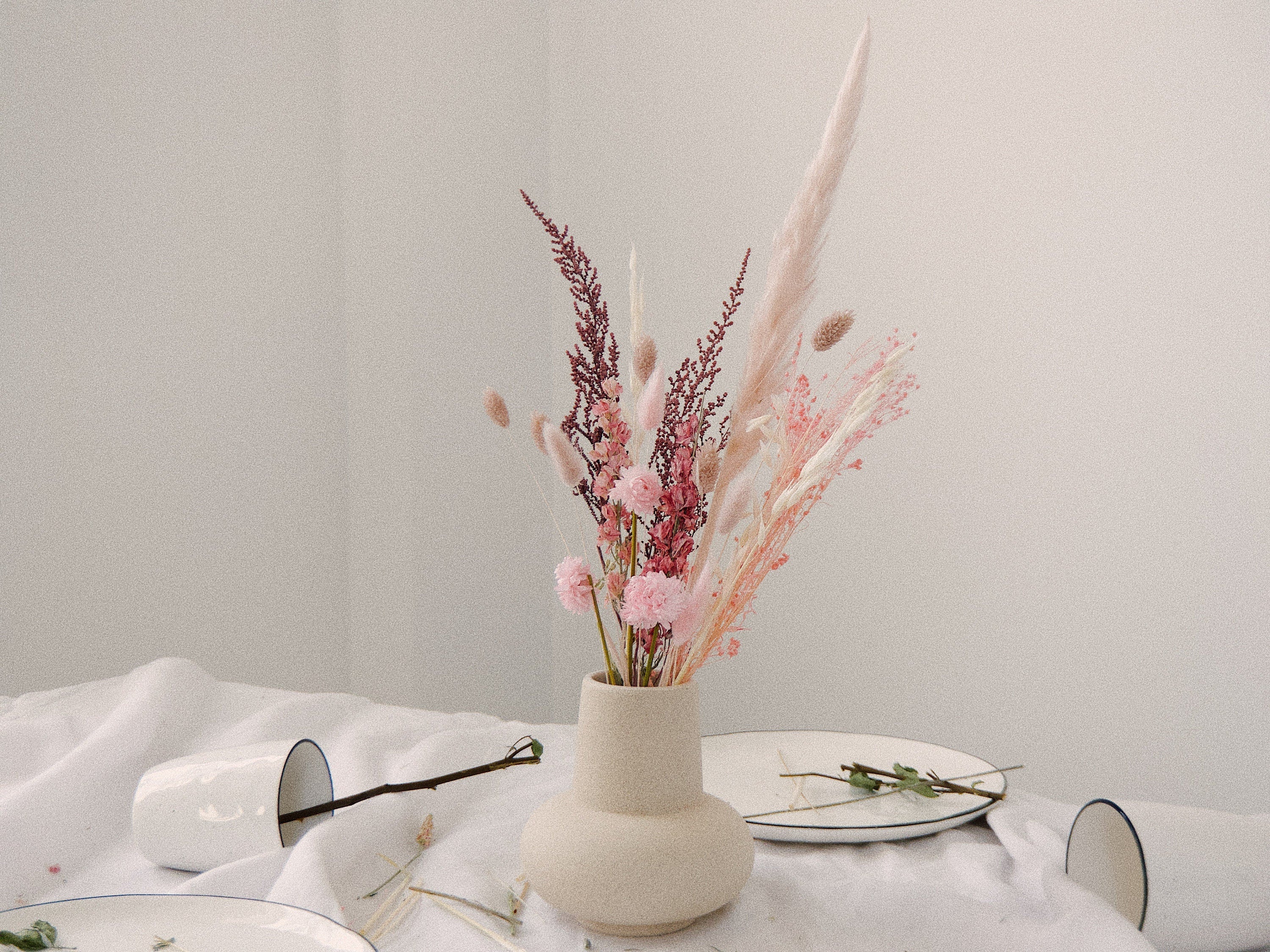 Blush Pampas Grass Decoration Arrangment / Real Dried Flowers Home Decor / Floral Vase Arrangment Minimal Decor