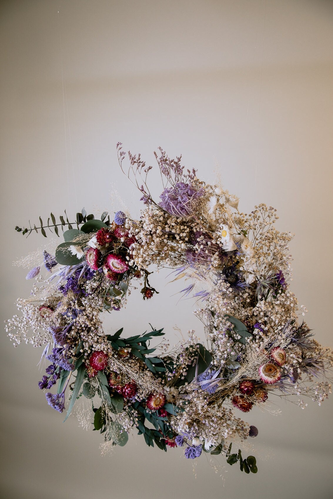 Modern Christmas Wreath No.3 / Soft Winter Door Wreath Lilac Details Christmas Decoration / Christmas Wreath / Xmas Door Wreath