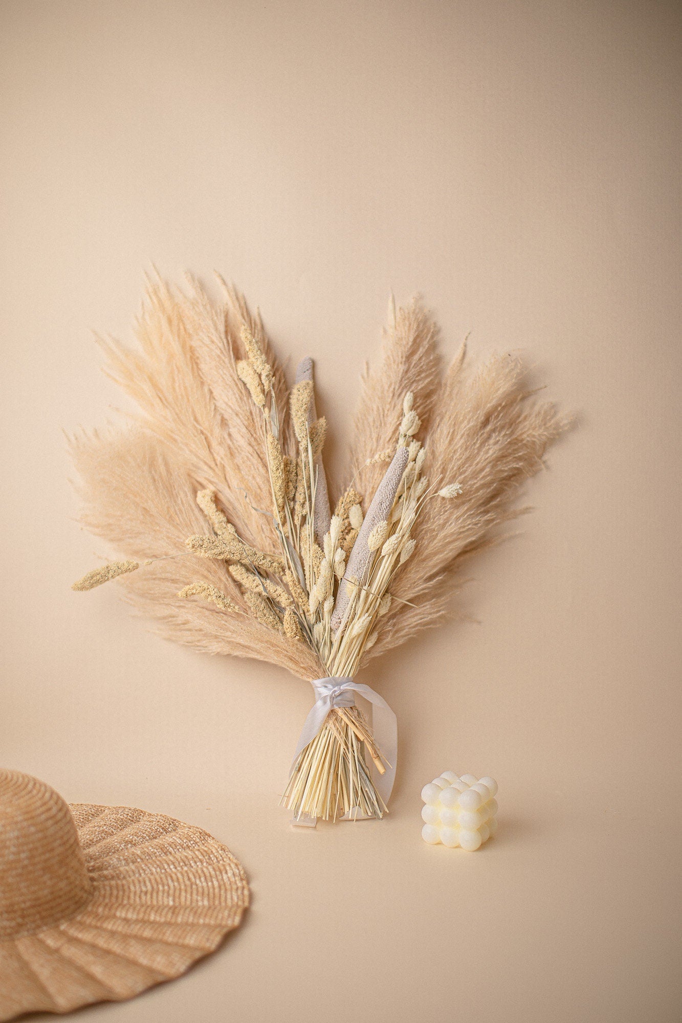 Pampas Grass & Babala Flowers Table Top Centerpiece / Pampas Grass Dried Grasses Bouquet