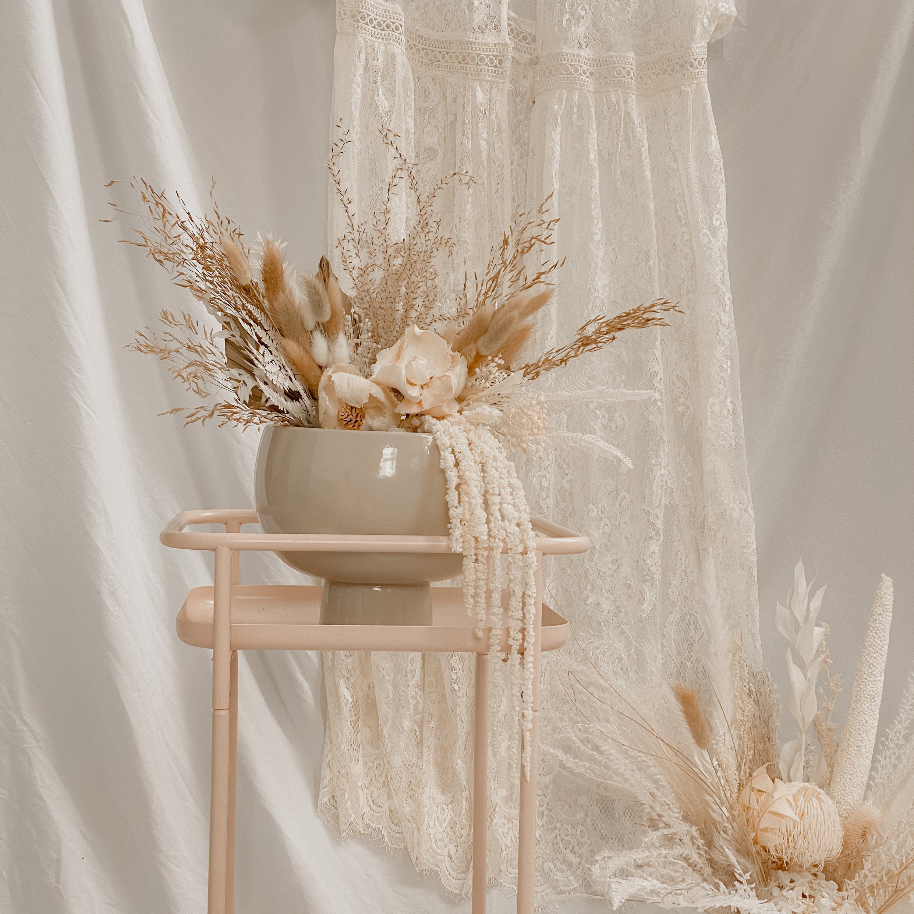 Pampas Grass And Bunny Tails Wedding Decoration Centerpiece / Sola Anemone Flower & Preserved Amaranth