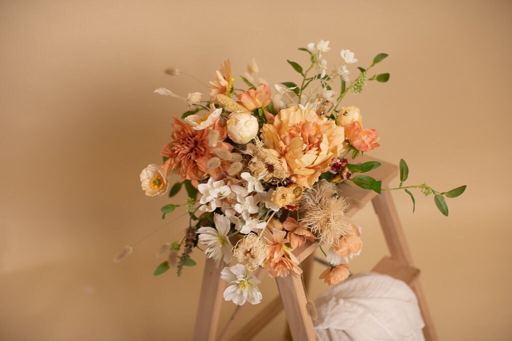 Artifical Flowers Vase Arrangement - Sunset Peach & White