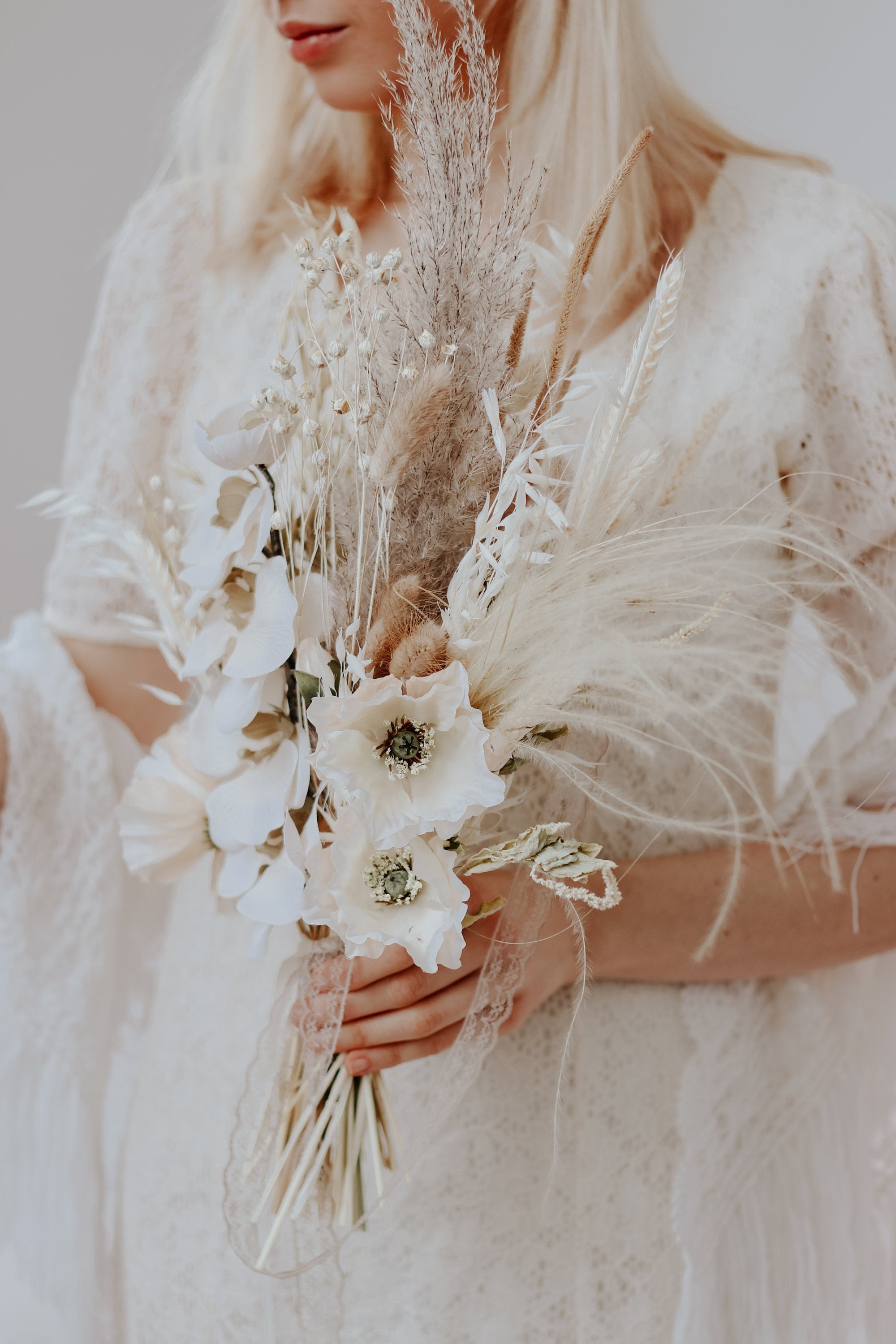 Dried Flowers Vase Arrangement - Natural White & Cream