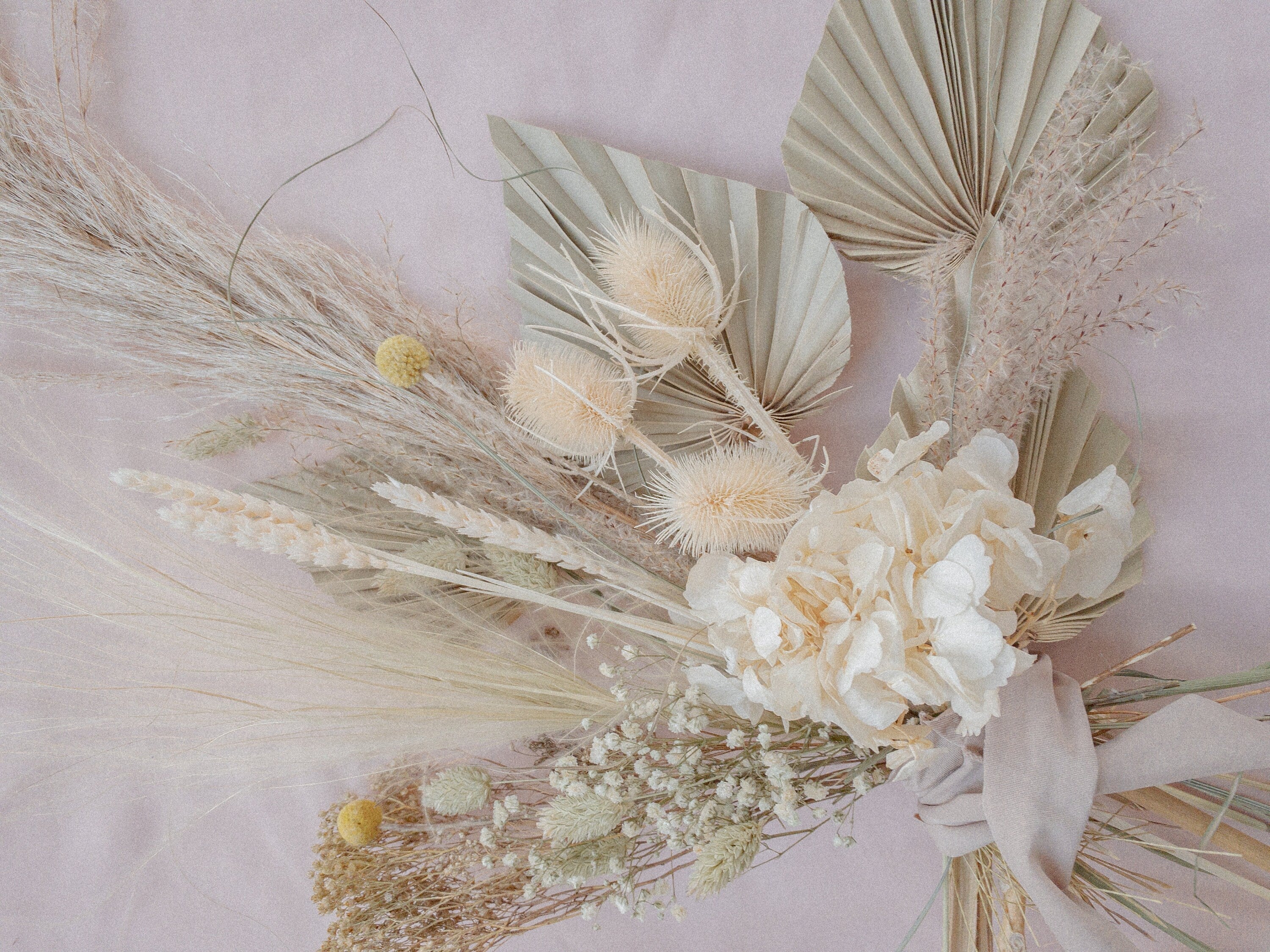 Dried Flowers Vase Arrangement - Off-White & Cream