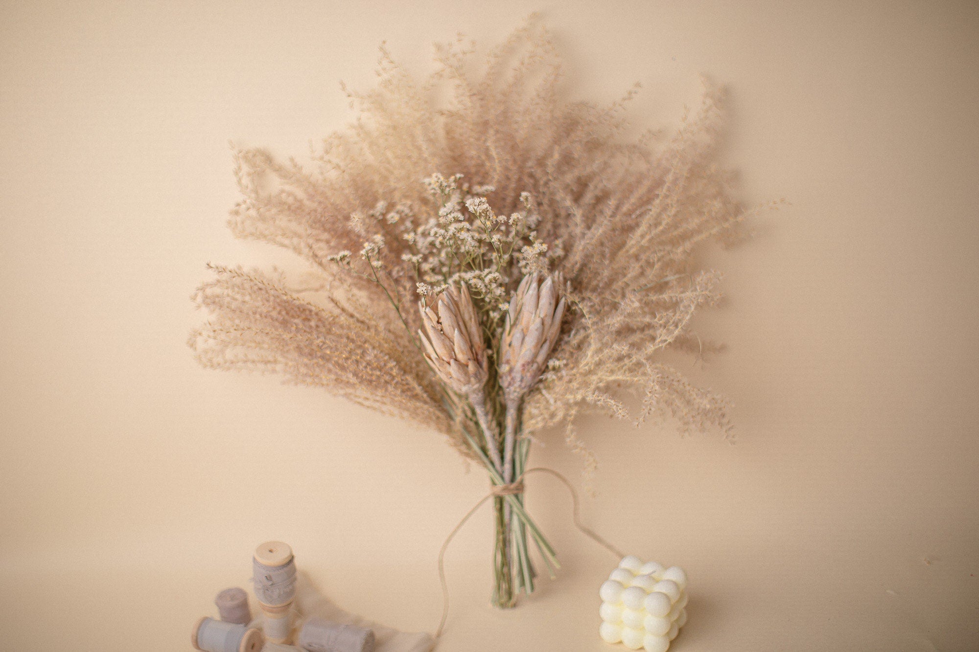 Dried Flowers Vase Arrangement - Sandy Cream & White No. 5